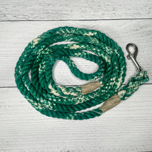 Load image into Gallery viewer, Peacock Green Leash