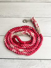 Load image into Gallery viewer, Pomegranate Leash
