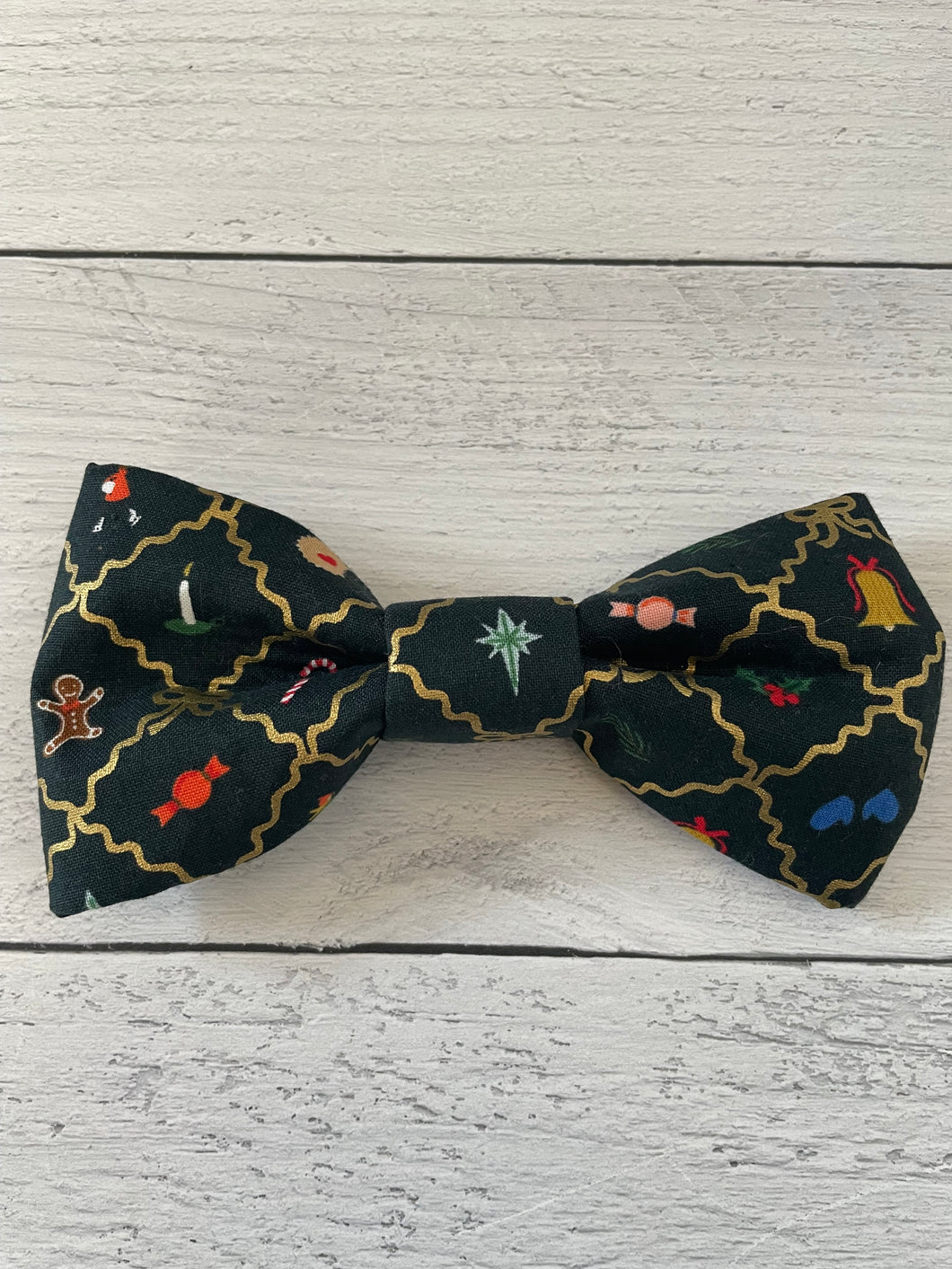 Holiday Charm Bow Tie
